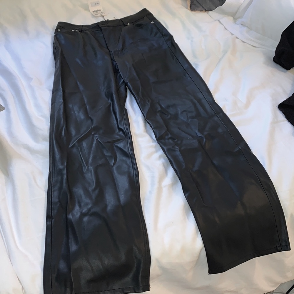 Zara Faux The 90’s Leather Pant, Brand New w/ Tag - Picture 4 of 5
